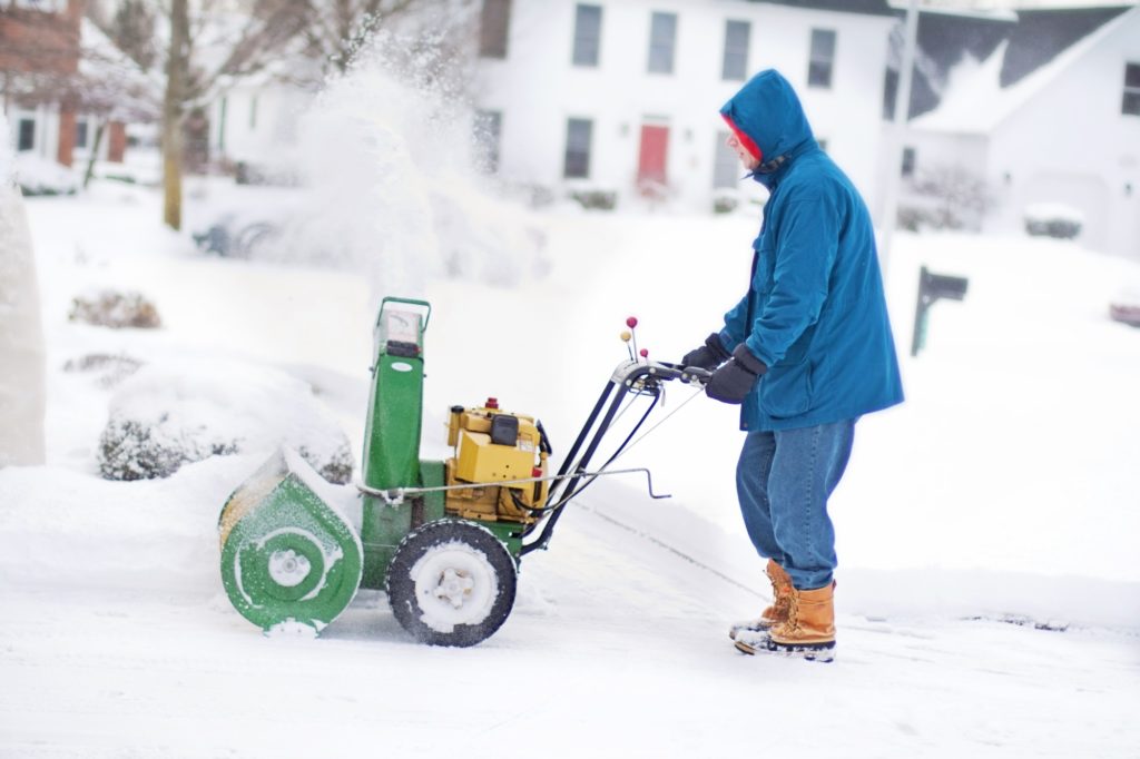 how to buy a snow blower